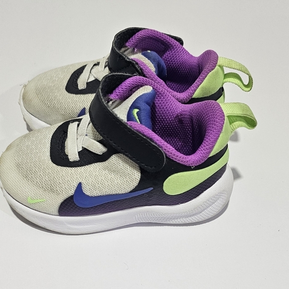 Nike Revolution 7 Boy Girl Baby Toddler Shoes Size 5 C Sneakers Blue Purple - Picture 1 of 10